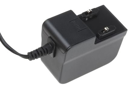 RS PRO 7.5 W Universal AC/DC Adapter Australia, EU, UK, US 5V dc Output, 1.5 A